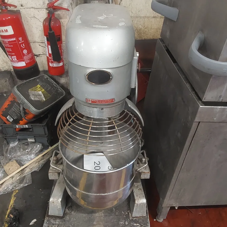 COMMERCIAL B30 HEAVY DUTY MIXER