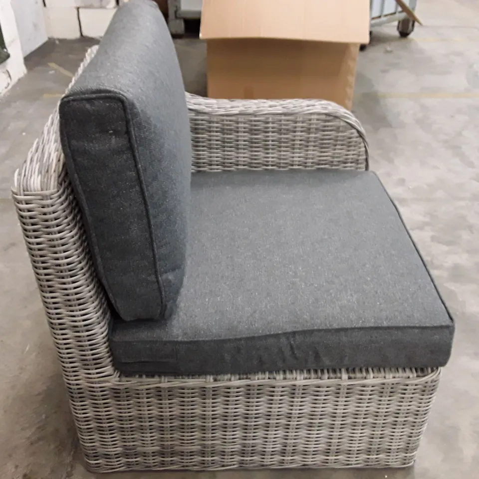 BOXED CURVED ARM LEFT CORNER CHAIR - LIGHT GREY 