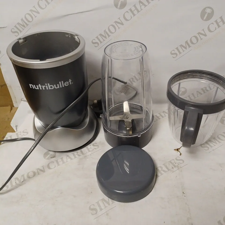 NUTRIBULLET 600 SERIES HIGH SPEED BLENDER
