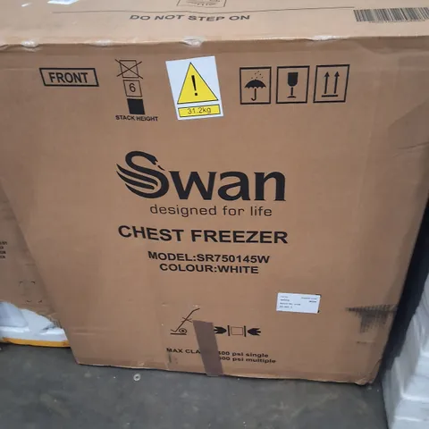 BOXED SWAN CHEST FREEZER 