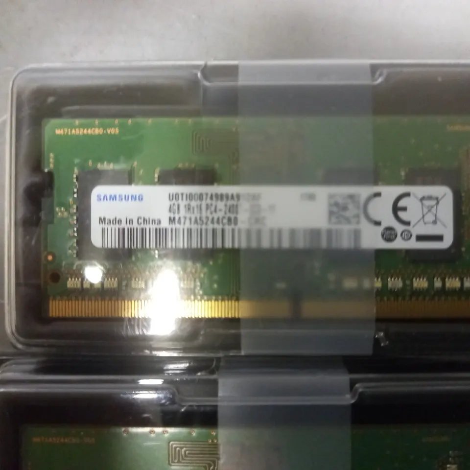 2X SAMSUNG 4GB 2400MHZ DDR4 MEMORY MODULE