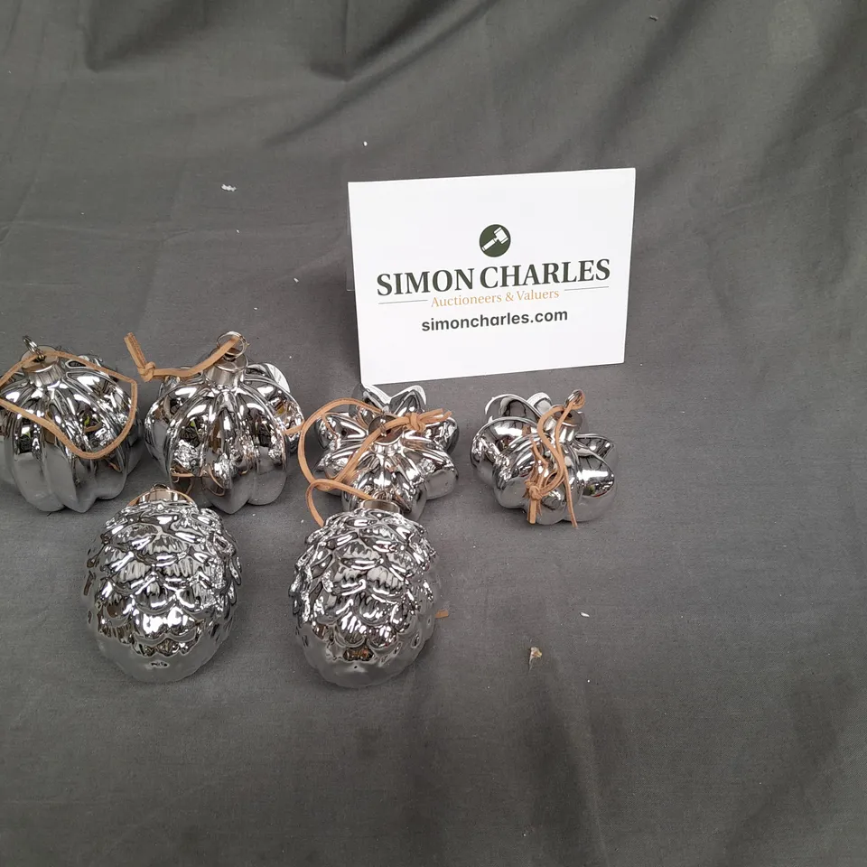 K BY KELLY HOPPEN SET OF 6 SILVER HANGING CHRISTMAS DECORATIONS