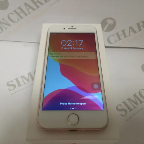 BOXED APPLE IPHONE 7 (A1778)