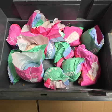 LOT OF 12 LUSH BATH BOMBS
