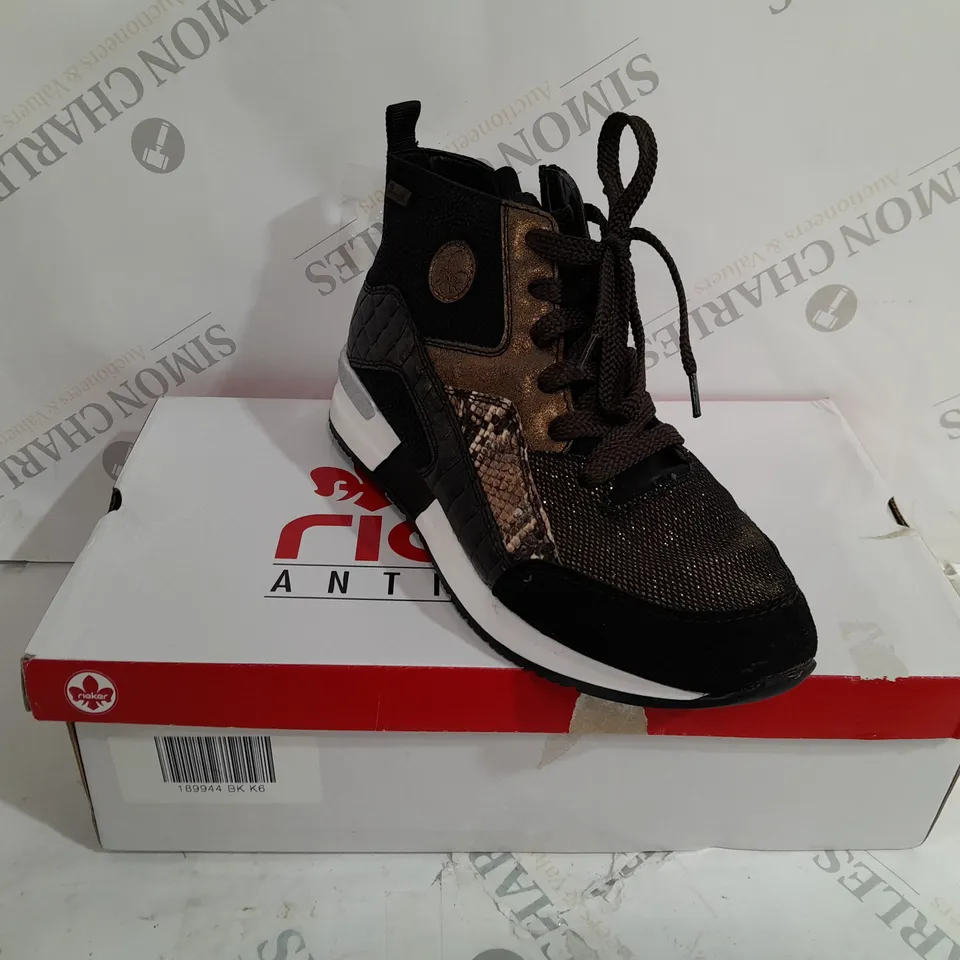 BOXED PAIR OF RIEKER HIGH TOP MIX MATERIAL TRAINER BOOTS IN BLACK UK SIZE 6