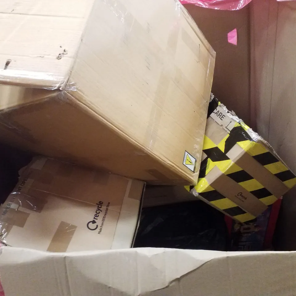 PALLET CONTAINING ASSORTED PRODUCTS INCLUDING AIR COOLER, BOOSTER SEAT, ROLLER BLIND, POOL CUE & PLAYPEN