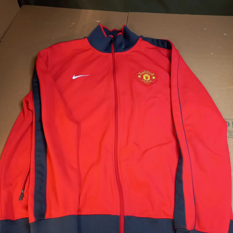NIKE MANCHESTER UNITED JACKET - SIZE XL