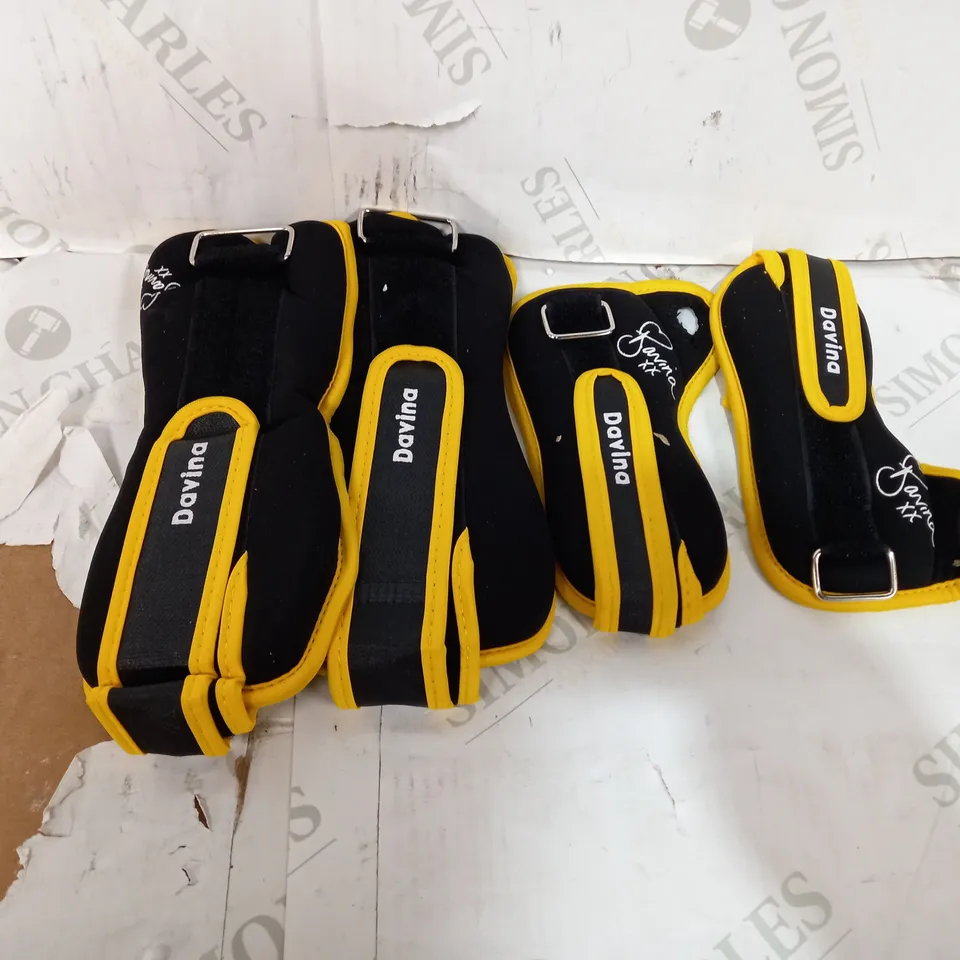 DAVINA FITNESS 2 X 1.25KG ANKLE WEIGHTS & 2 X 0.5KG WRIST WEIGHTS