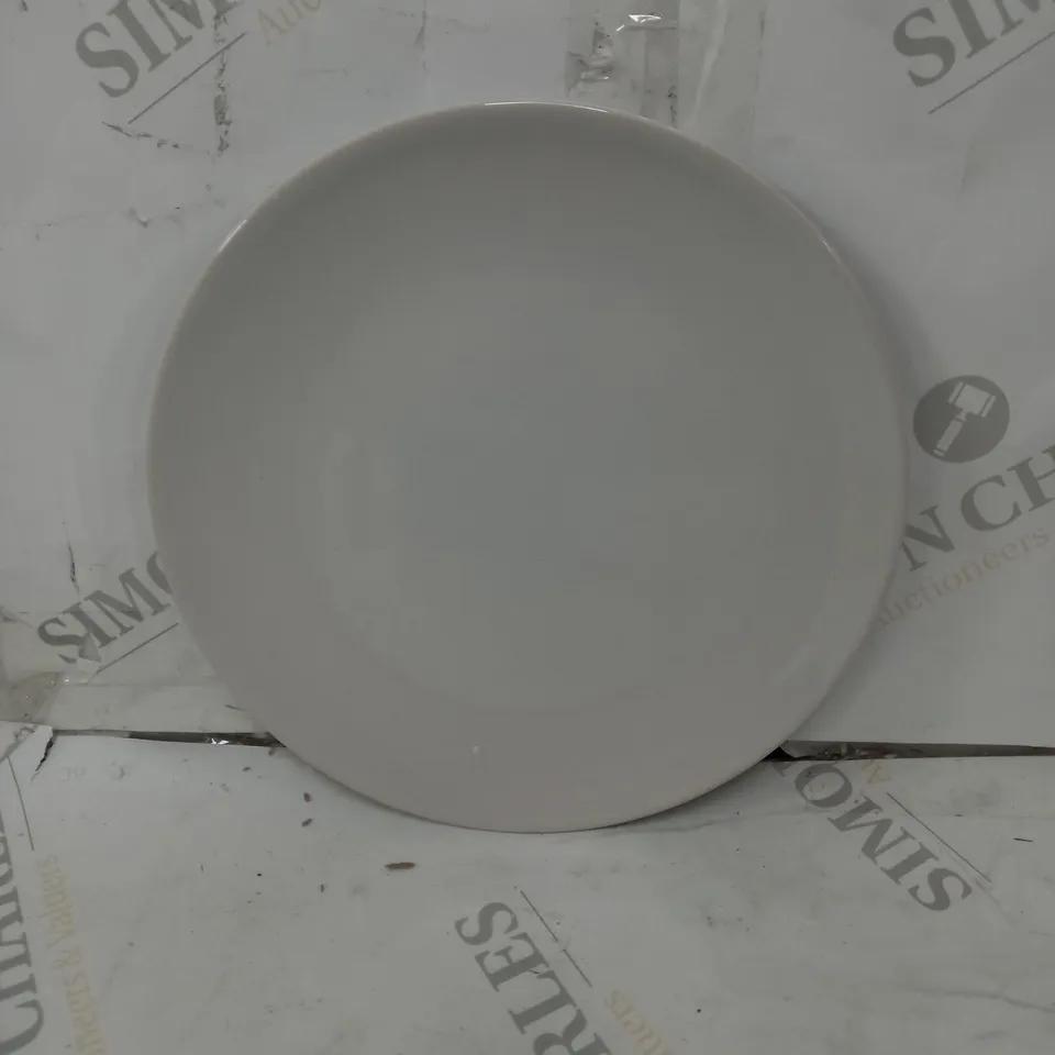 BRAND NEW BOXED CESIRO 8 PIECE PORCELAIN DINNERWARE SET IN GLOSSY WHITE TO INCLUDE SMALL PLATES AND BOWLS - COLLECTION ONLY