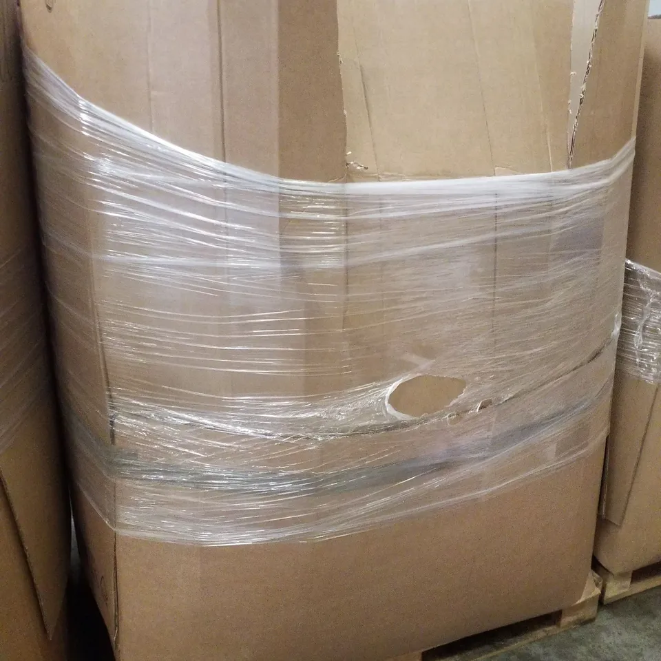 PALLET CONTAINING ASSORTED PILLOWS & CUSHIONS