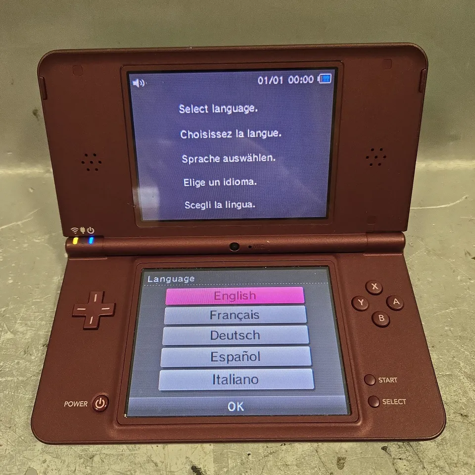 NINTENDO DS XL	