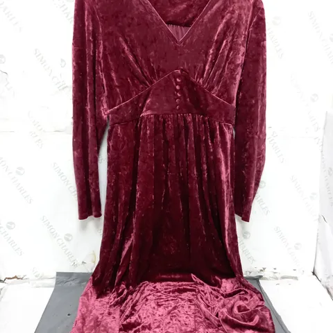 MONSOON DRESS IN BERRY SIZE 14