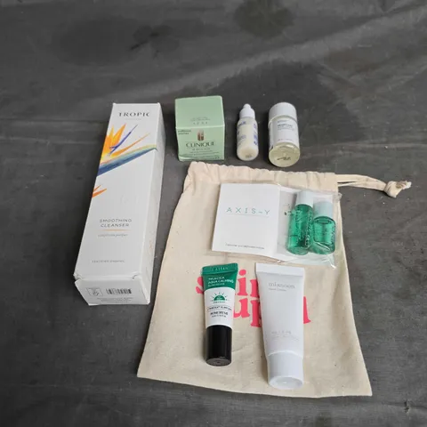 LOT OF APPROX 7 ASSORTED SKINCARE PRODUCTS TO INCLUDE - TROPIC SMOOTHING CLEANSER - CLINIQUE EYE CREAM GEL - CAUDALIE BRIGHTENING DARK SPOT SERUM - ETC