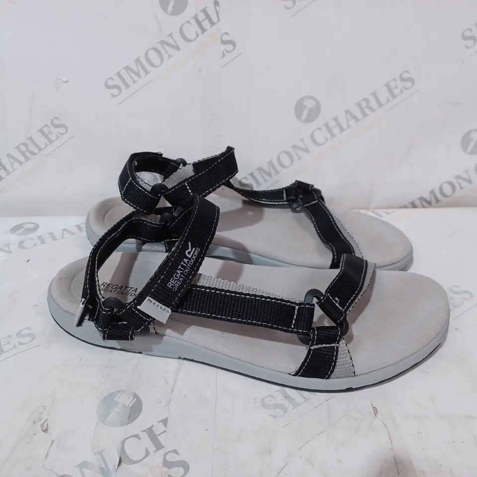 REGATTA GREY SANDALS - SIZE 7