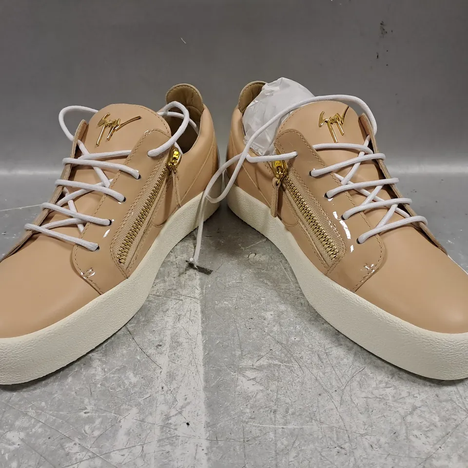 BOXED PAIR OF GIUSEPPE ZANOTTI DESIGN LEATHER LOW SNEAKERS IN TAN EU SIZE 41