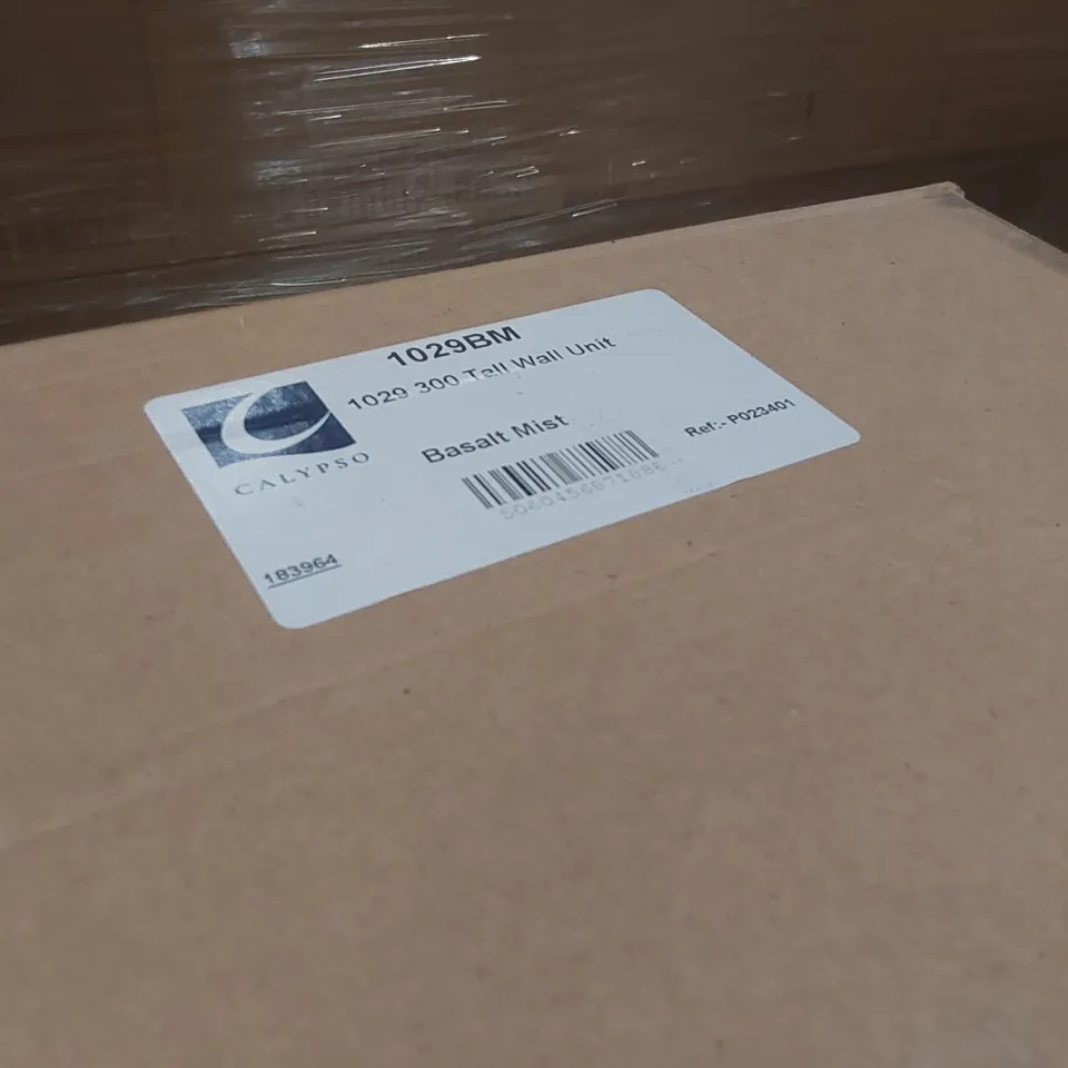 PALLET CONTAINING A LARGE QUANTITY OF ASSORTED BATHROOM FURNITURE PARTS INCLUDING: SAVENA TALL WALL UNITS, TALL WALL UNITS ECT