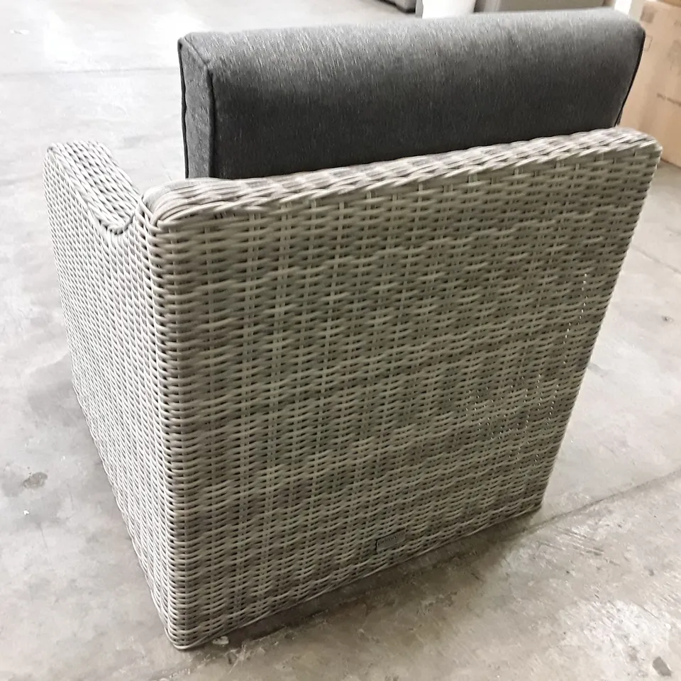 BOXED CURVED ARM LEFT CORNER CHAIR - LIGHT GREY 