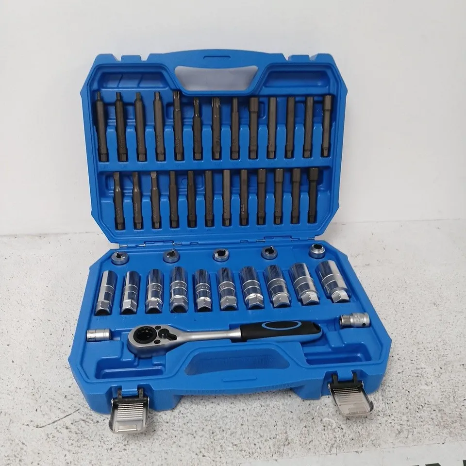 BLUE SOCKET SET IN CARRY CASE WITH BITS – PLASTIC TOOL BOX