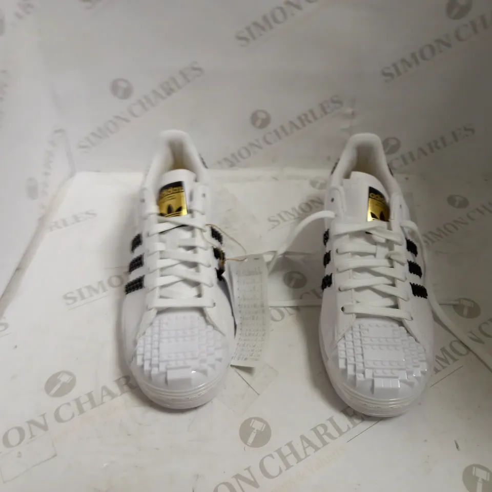 ADIDAS SUPERSTAR LEGO BLACK/WHITE - SIZE UK 7 1/2