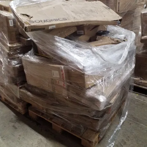 PALLET CONTAINING ASSORTED PRODUCTS INCLUDING STEEL LADDER, SHOE RACK & DOG BED