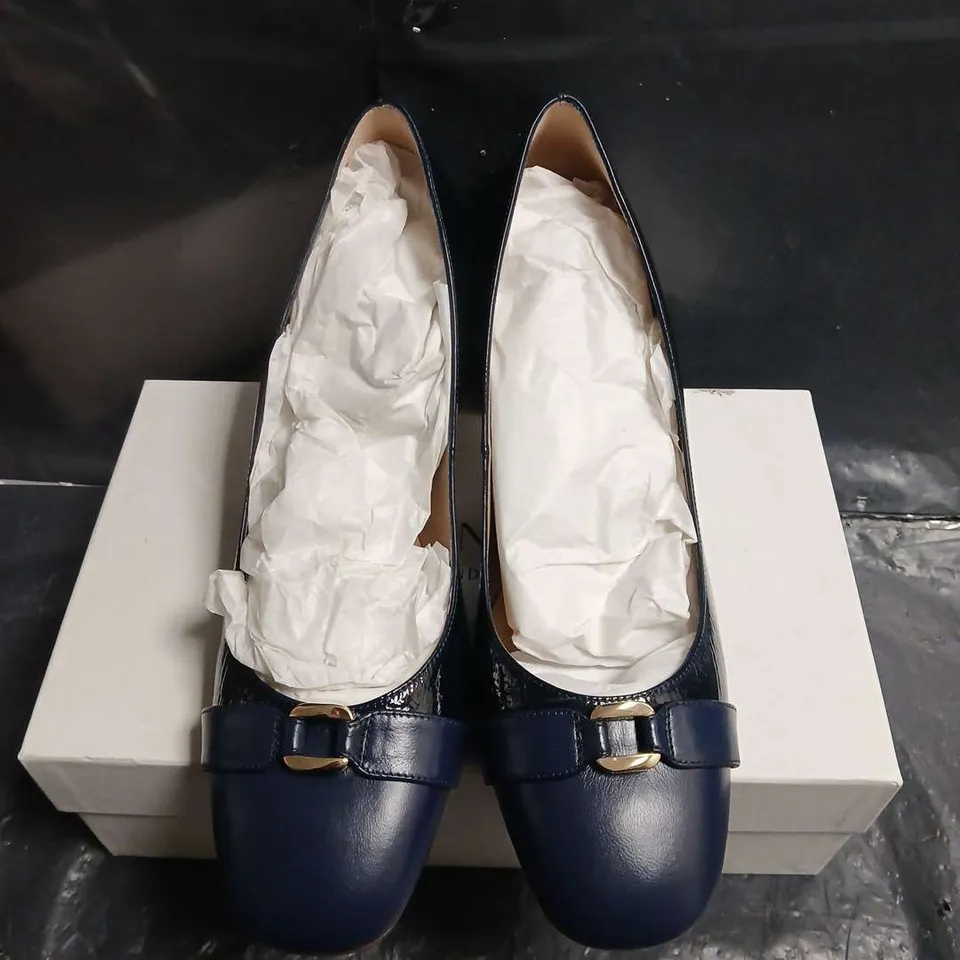 BOXED PAI OF LK BENNETT NAVY BLUE PATENT LEATHER LOAFERS WITH BUCKLE DETAIL – WOMEN'S - UK SIZE 41