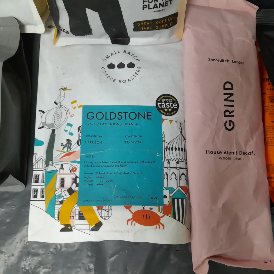 LOT OF 7 ASSORTED PACKS OF COFFEE TO INCLUDE RAVE AND GRUMPY MULE