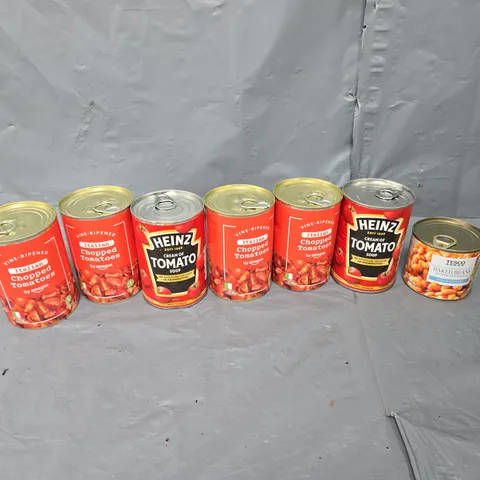 APPROXIMATELY 10 ASSORTED TINNED FOOD ITEMS TO INCLUDE TOMATO SOUP, BAKED BEANS, AND CHOPPED TOMATOES ETC. 