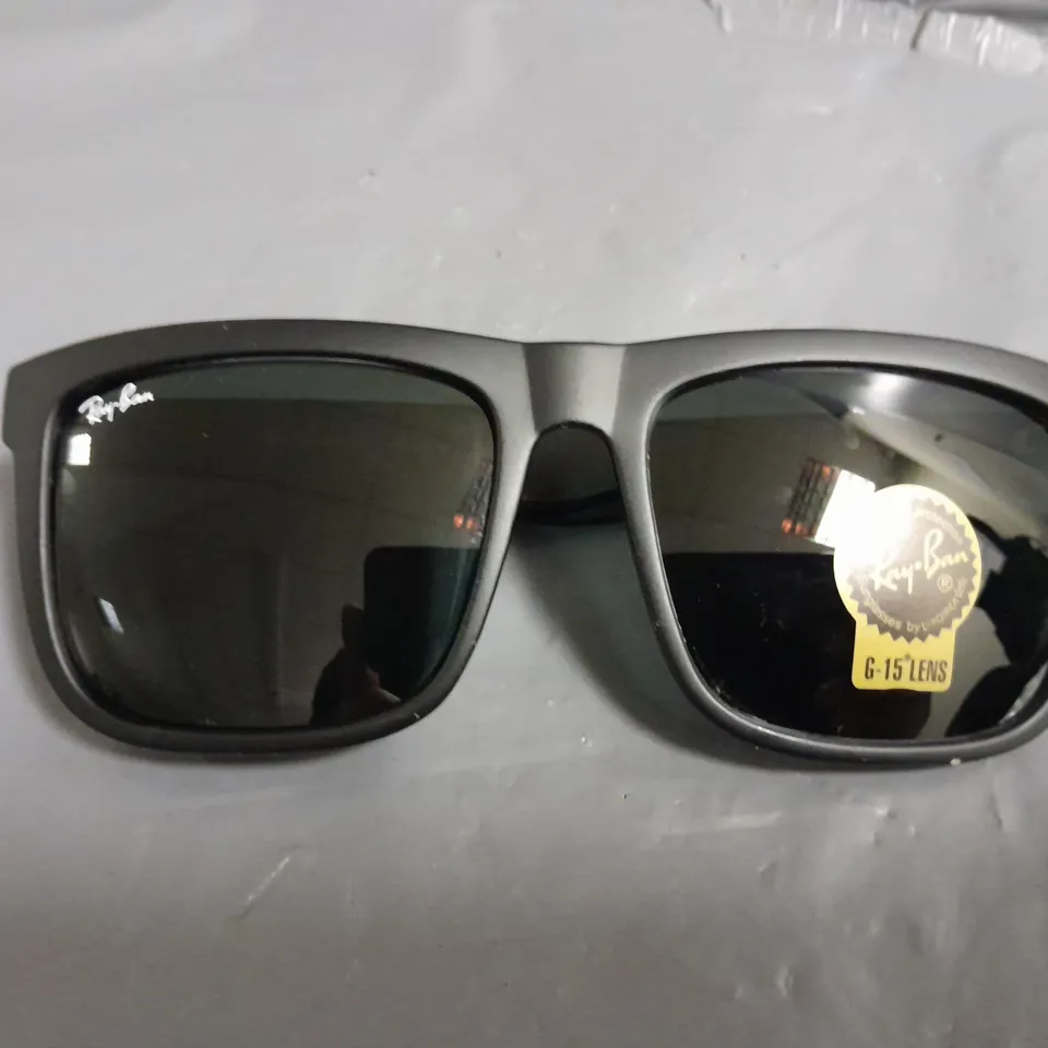 PAIR OF RAY BAN ALL BLACK GLASSES WITH G-15 LENS IN CASE