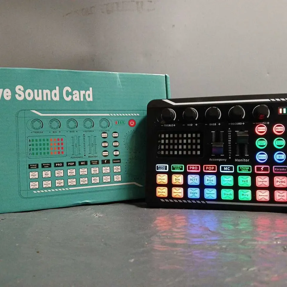 BOXED PROFESSIONAL LIVE SOUND CARD 