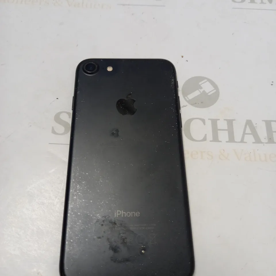 APPLE IPHONE 7 MODEL A1778