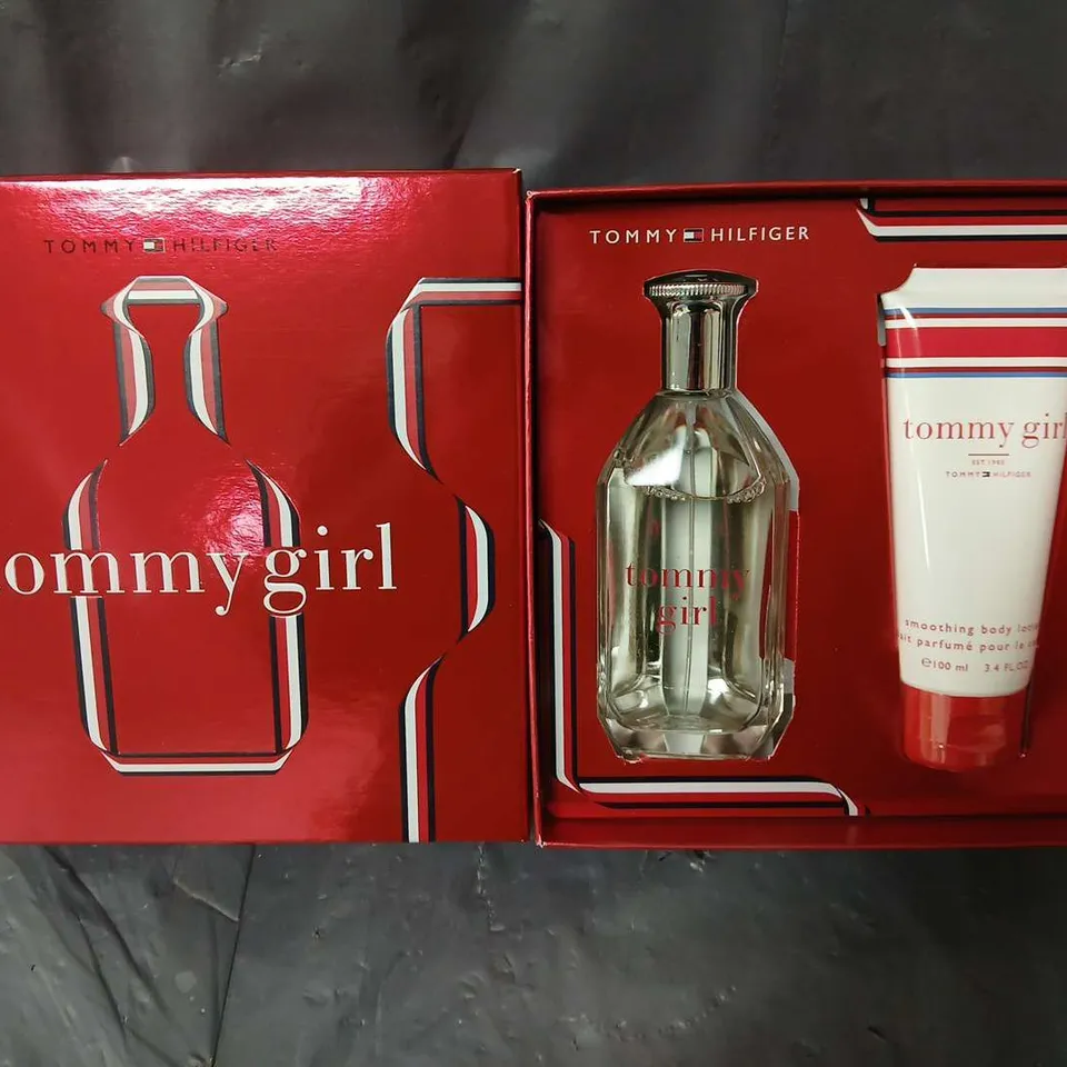 BOXED TOMMY HILFIGER TOMMY GIRL 100ML EAU DE TOILETTE AND BODY LOTION 