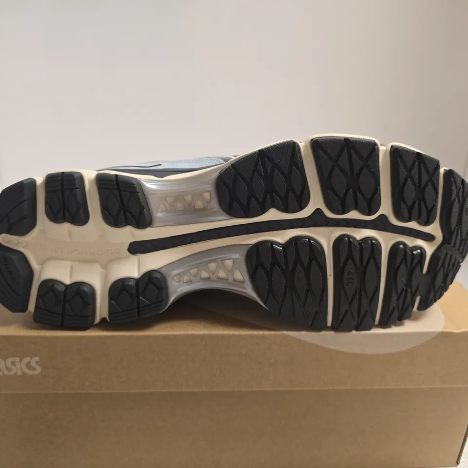 BOXED PAIR OF ASICS GEL-KAYANO 12.1 WHITE/CARRIER GREY RUNNING SHOES – UK 9