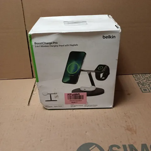 BELKIN BOOSTCHARGE PRO 3 IN 1 WIRELESS CHARGING STAND WITH MAGSAFE BOXED