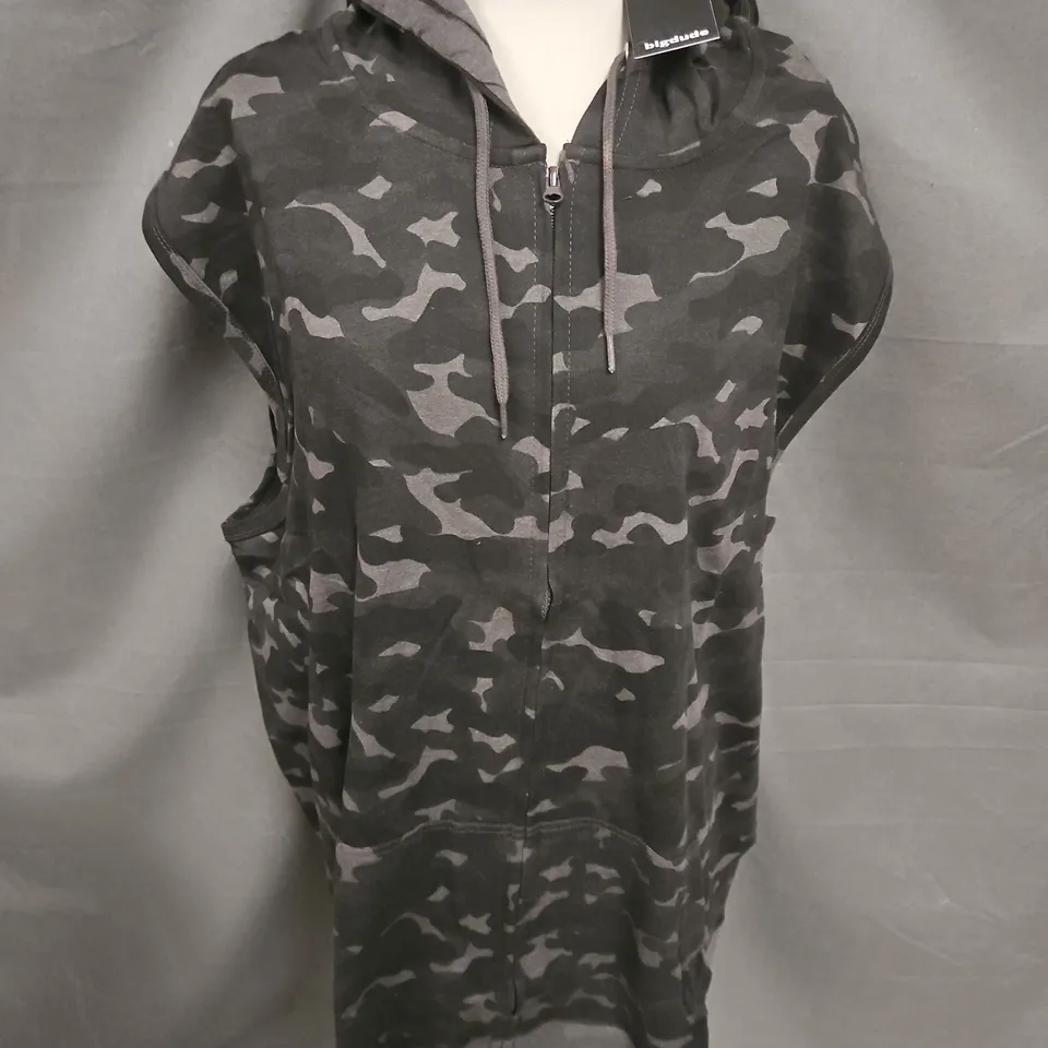 BIGDUDE ZIP UP HOODED VEST IN CHARCOAL CAMO SIZE 4XL