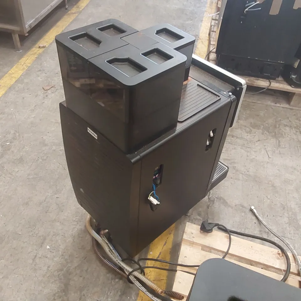 FRANKE A600 COMMERCIAL COFFEE MACHINE