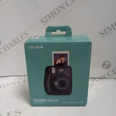 BOXED FUJIFILM INSTAX MINI 11 CAMERA IN CHARCOAL GRAY