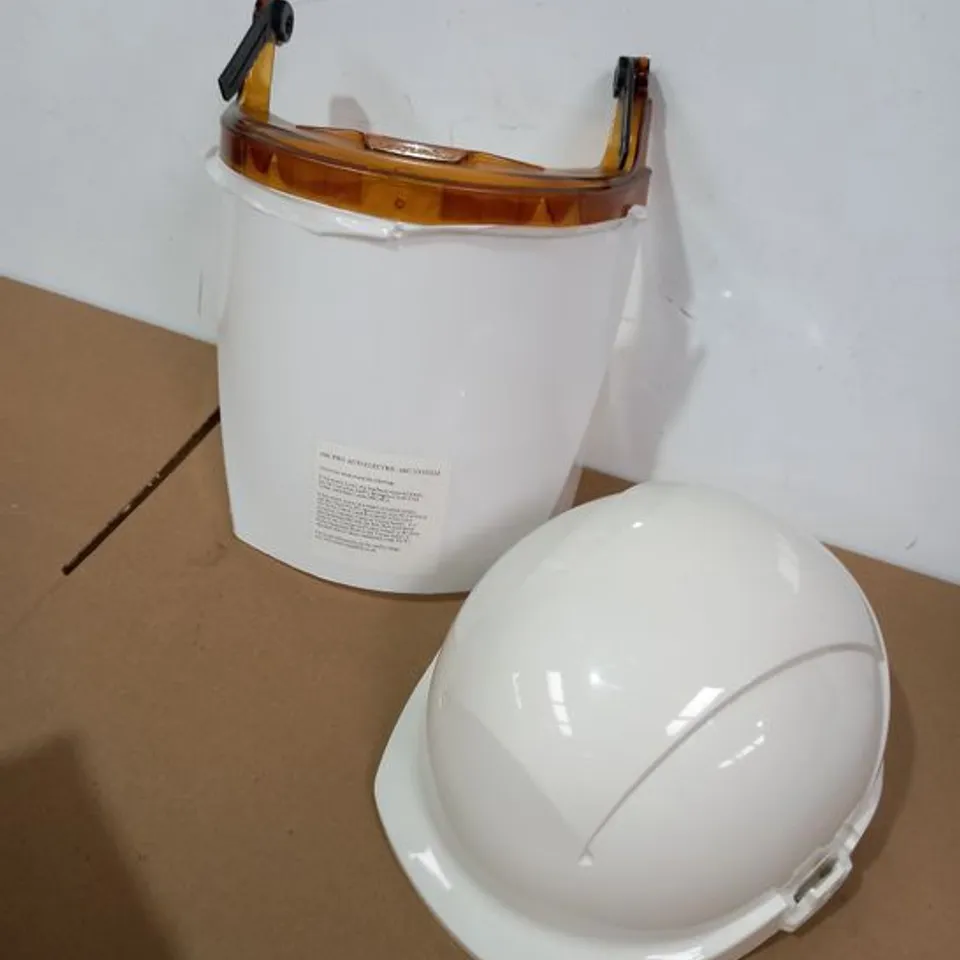 CENTURION HELMET AND CLEAR SCREEN KIT