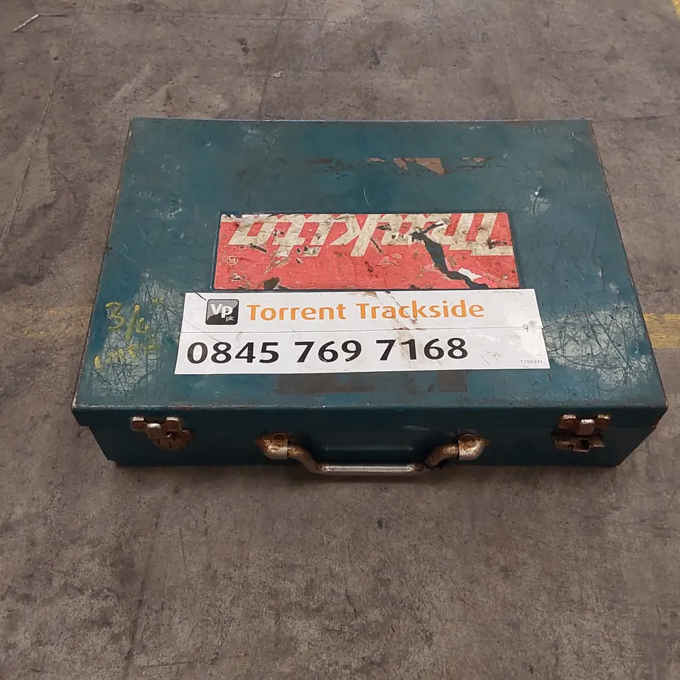3/4" DRIVE IMPACT WRENCH 110V WITH CASE