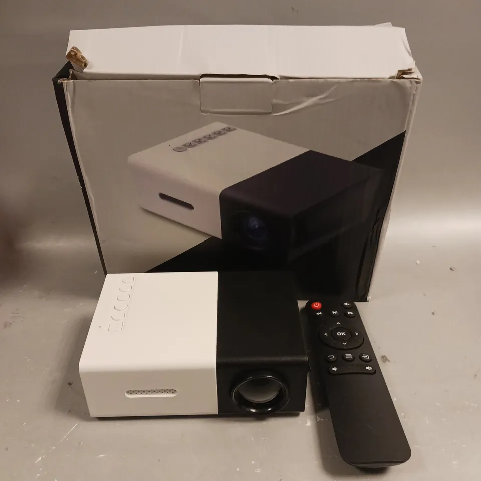 BOXED UNBRANDED MINI LED PROJECTOR