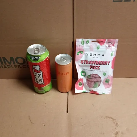 APPROXIMATELY 12 ASSORTED FOOD AND DRINKS ITEMS TO INCLUDE - GHOST ENERGY CHERRY LIMEADE, YUMMA CANDY STRAWBERRY FIZZ, SKIP CBD WATER PEACH & GINGER FLAVOUR ETC 