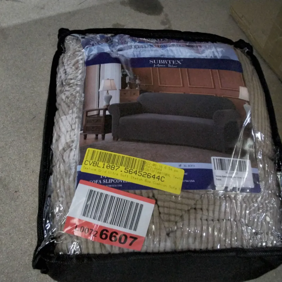 TEXTURE GRID ULTRA SOFT STETCH BOX CUSHION 