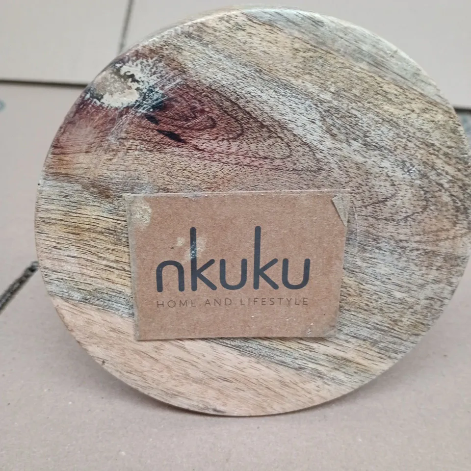 NKUKU WOODEN CANDLE HOLDER – NATURAL FINISH
