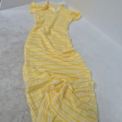 COSMINA YELLOW LACE KNIT DRESS - SIZE S - MADE IN CHINA