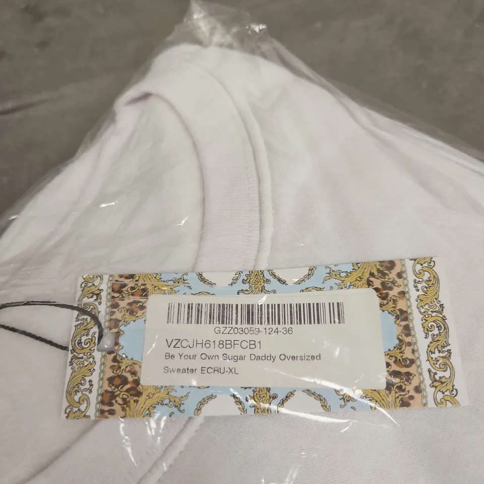 BOOHOO BE YOUR OWN SUGAR DADDY OVERSIZED SWEATER – ECRU, XL