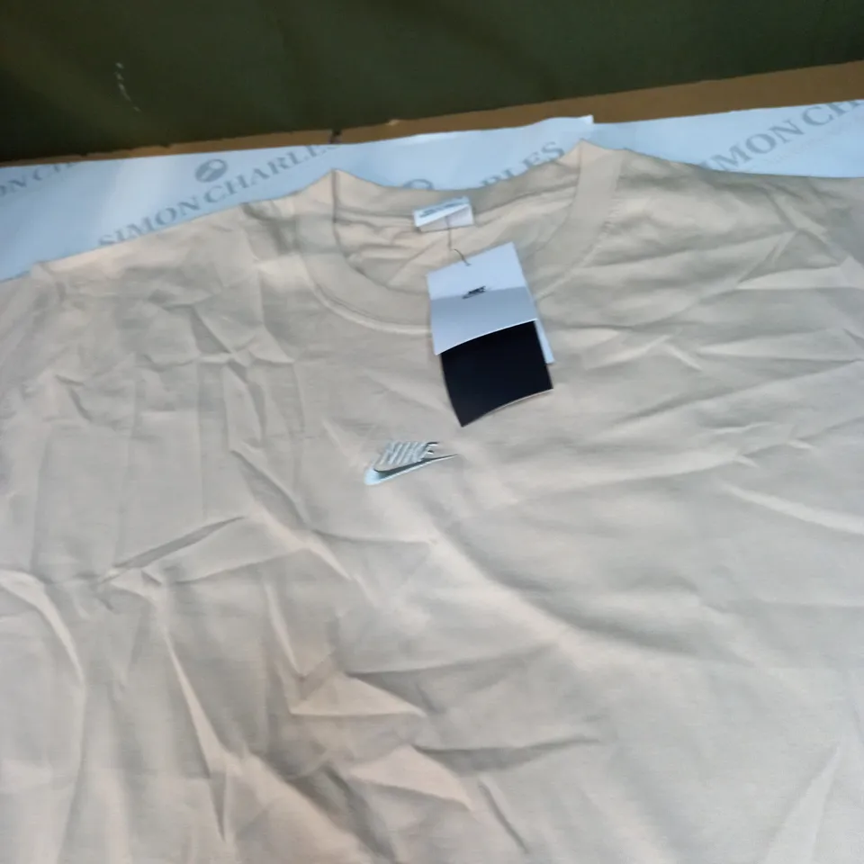 NIKE LOGO CASUAL T-SHIRT IN BIEGE SIZE XL