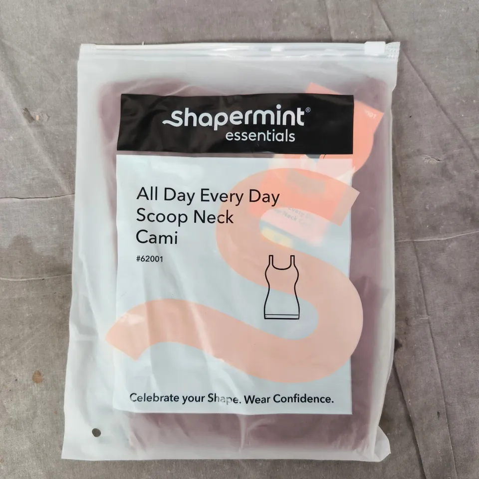 BAGGED SHAPERMINT ALL DAY EVERY DAY SCOOP NECK CAMI IN CHOCOLATE SIZE MEDIUM