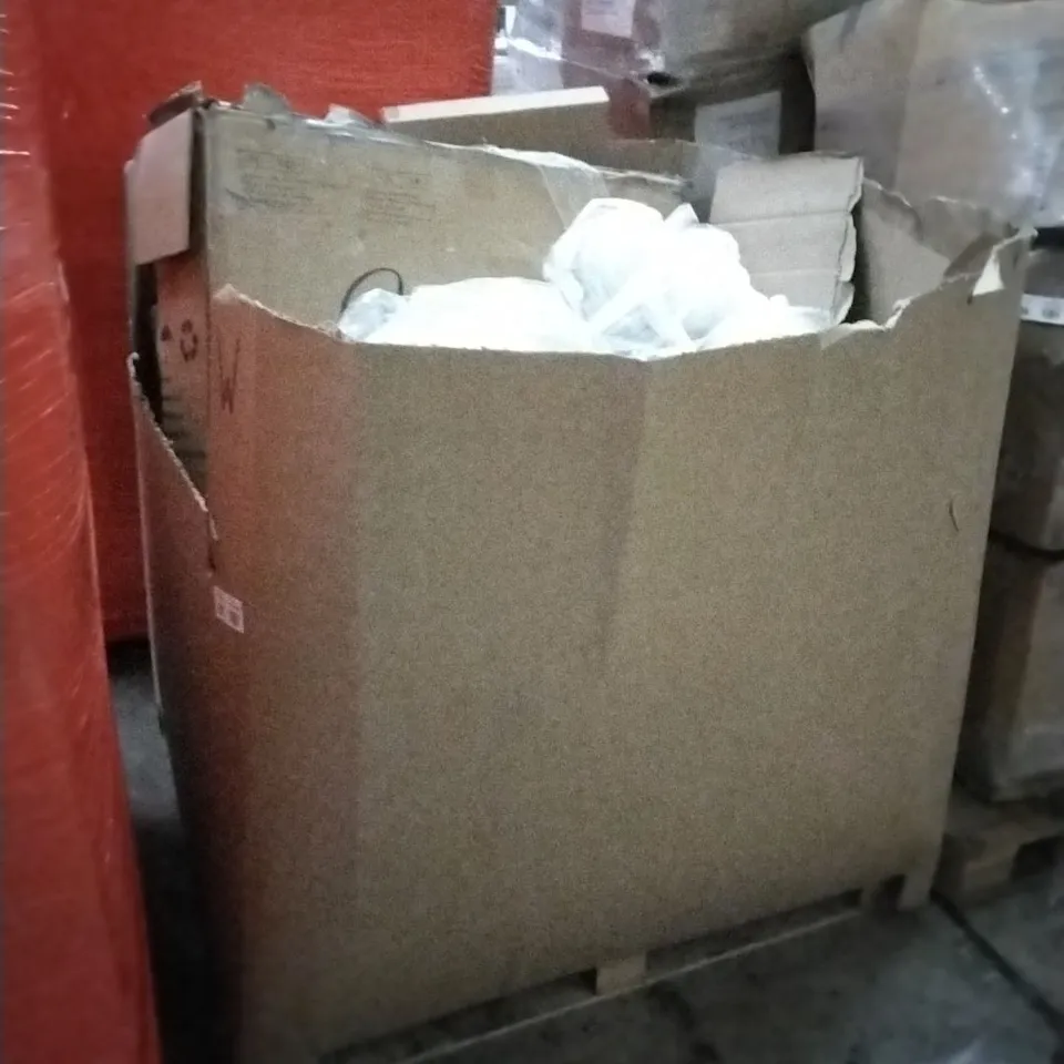 PALLET OF ASSORTED ITEMS INCLUDING ROLLER BLINDS, ROWING MACHINE, MICROWAVE TURNTABLE GLASS PLATE, CANVAS PAINTING