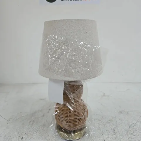 RATTAN TABLE LAMP BOXED