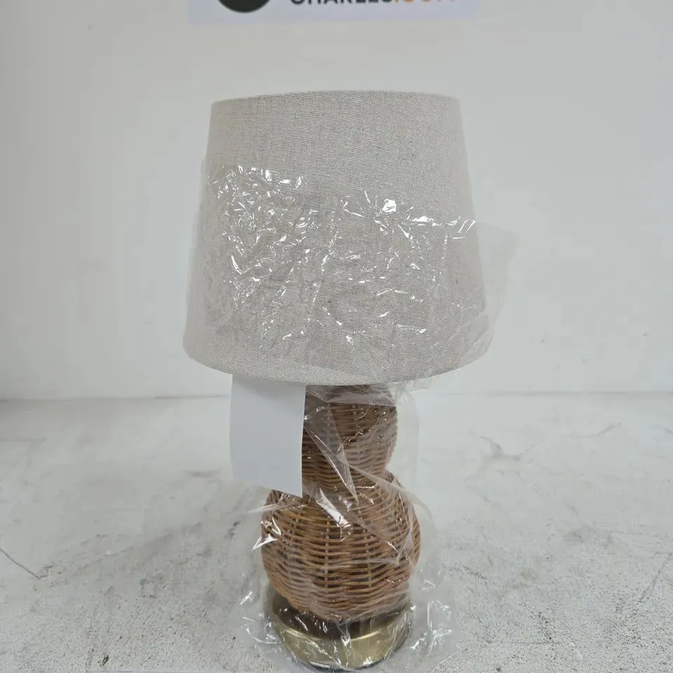 RATTAN TABLE LAMP BOXED