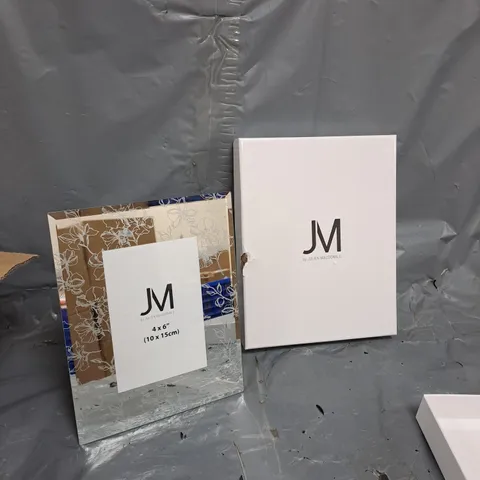 JM ROSE ETCHED PHOTO FRAME - COLLECTION ONLY